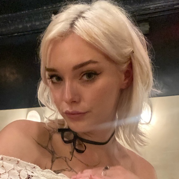 kristakemp27